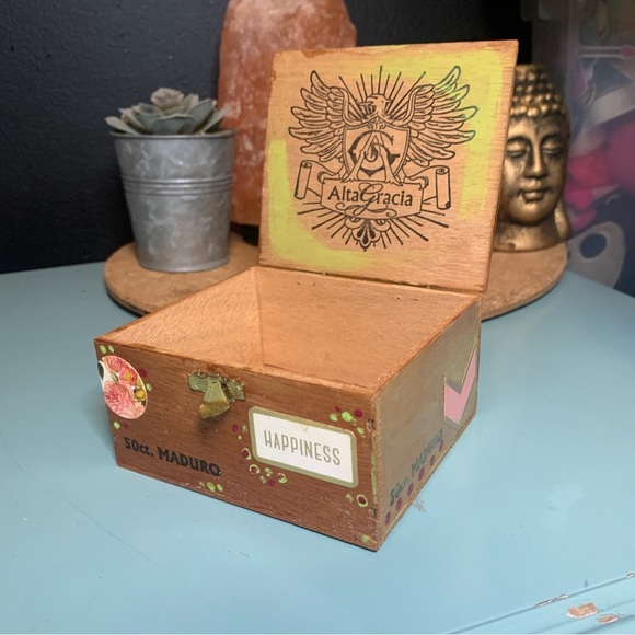 Handmade Upcycled Wooden Stash Box Organizer Rose Quartz Crystal Brass Closure - Picture 11 of 16